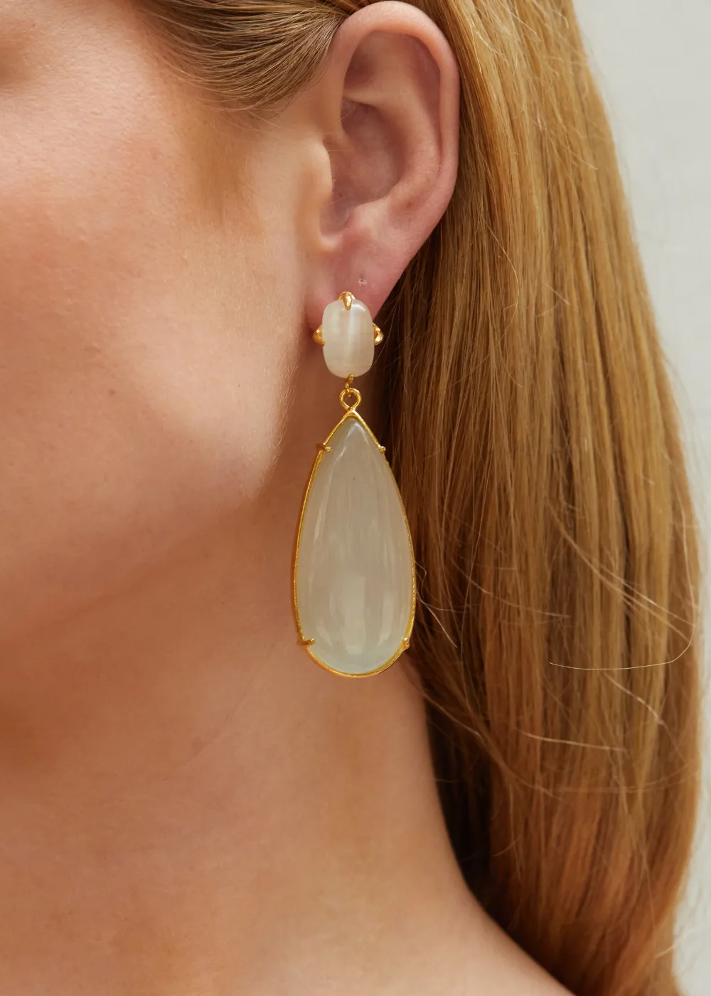 Franca Earrings White