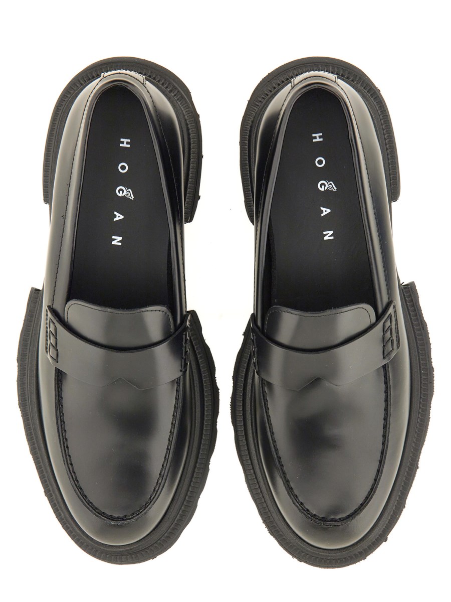 HOGAN      10-STOREY LEATHER LOAFER