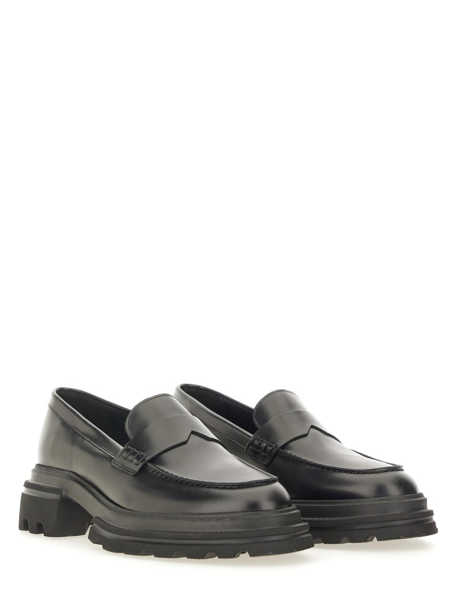 HOGAN      10-STOREY LEATHER LOAFER