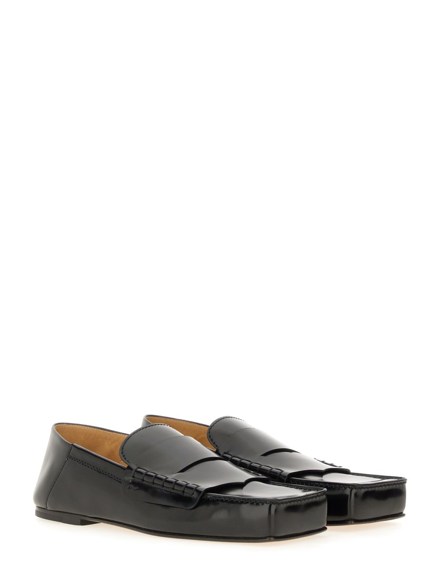 JACQUEMUS      SQUARE LEATHER CARRE LOAFER