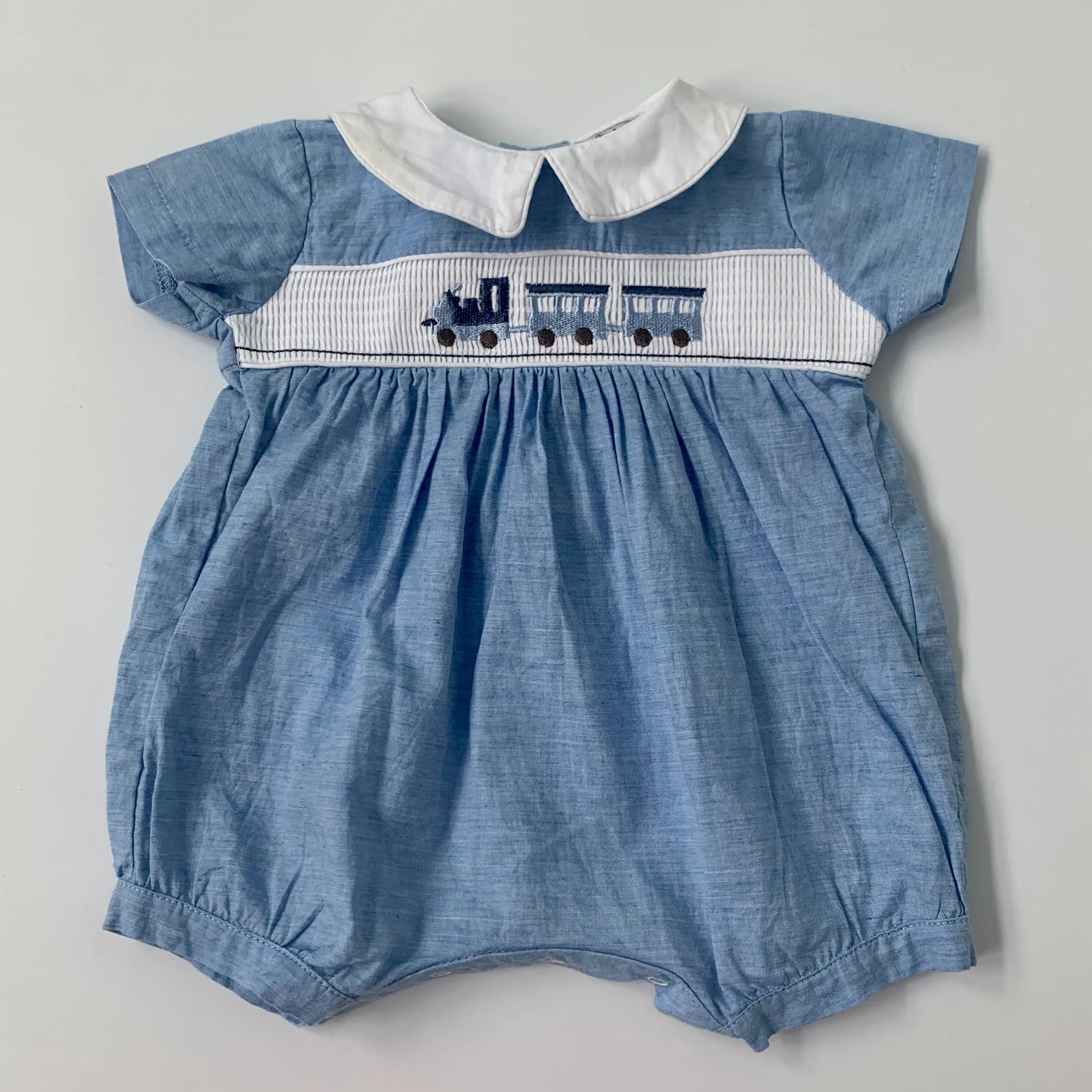 Lapinou Blue Chambray Romper: Newborn