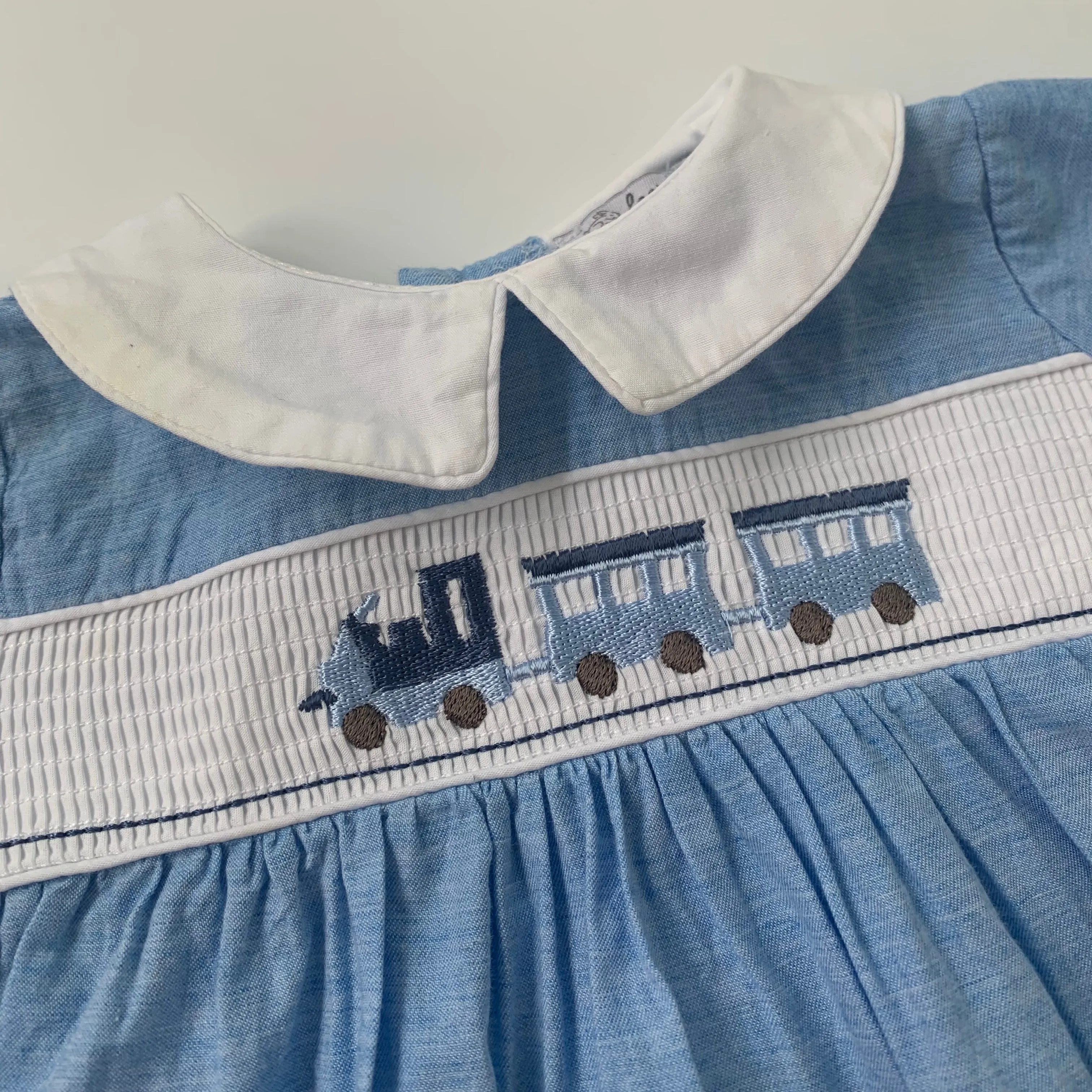 Lapinou Blue Chambray Romper: Newborn