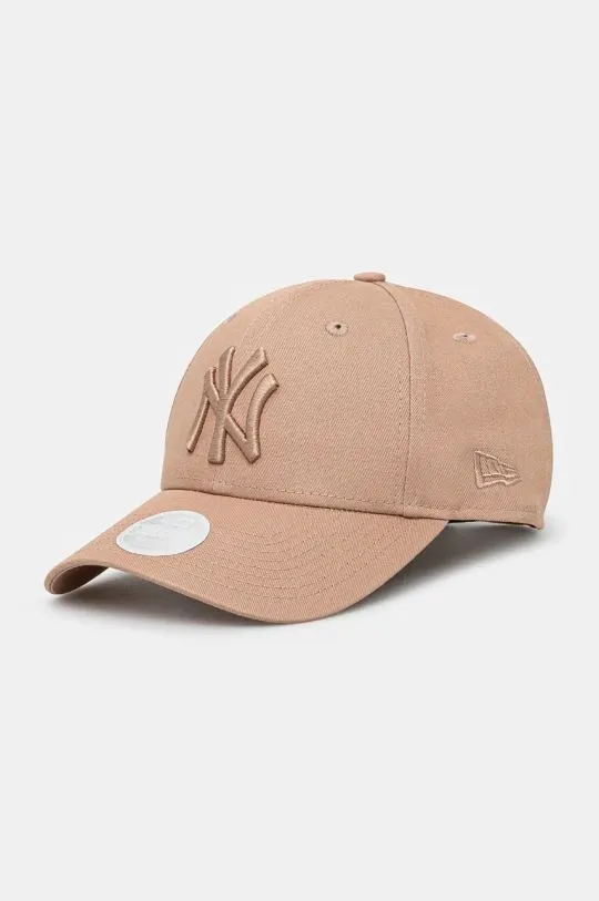 New Era cotton baseball cap ESS 9FORTY® NEW YORK YANKEES brown color with an application 60565229