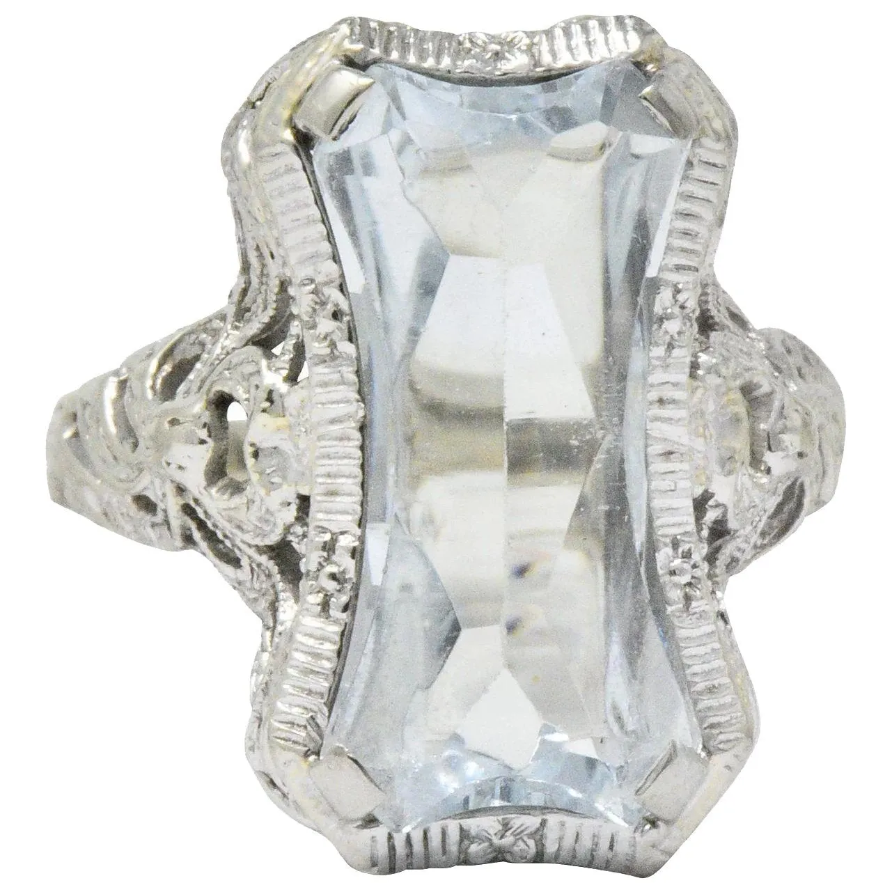 Unique Vintage Art Deco Aquamarine 14 Karat White Gold Ring